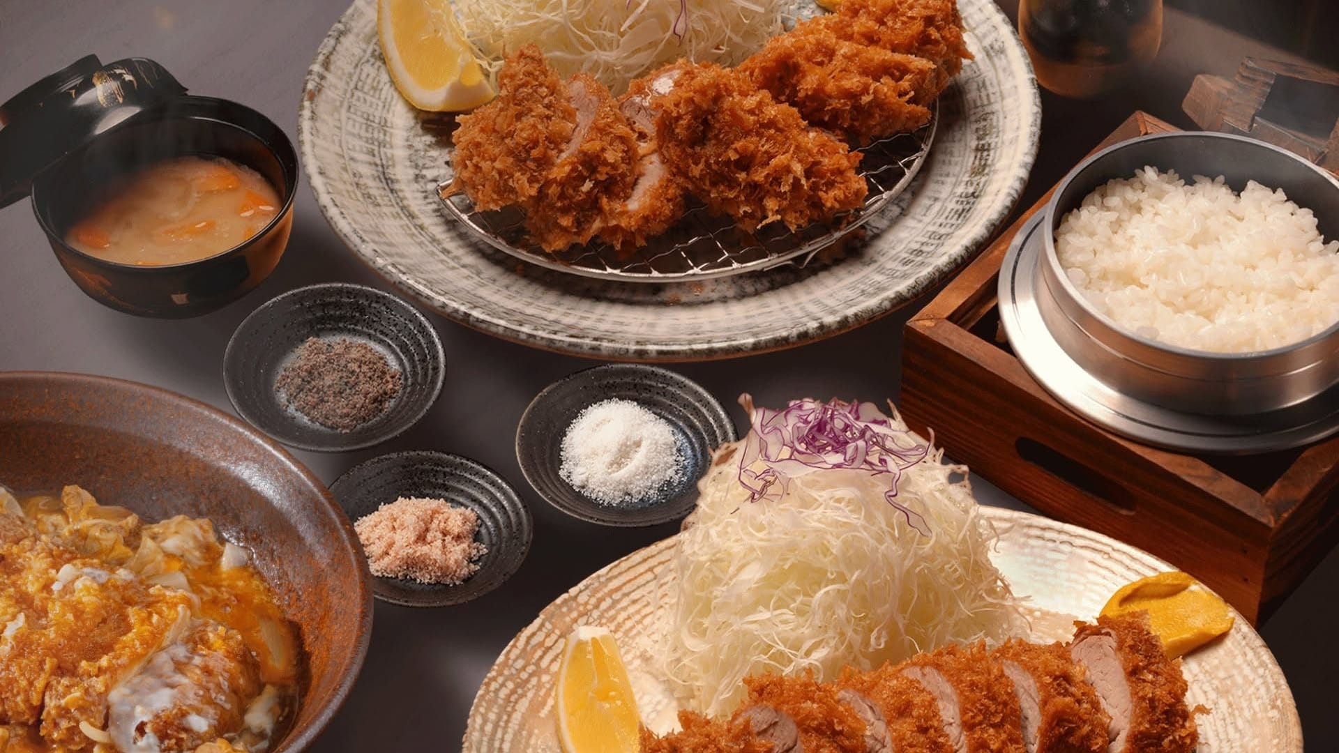 ผู้ช่วยผู้จัดการสาขา ร้านทงคัตสึ Tonkatsu AOKI - Velaa Sindhorn Village Langsuan (เวลา สินธร วิลเลจ หลังสวน) workplace
