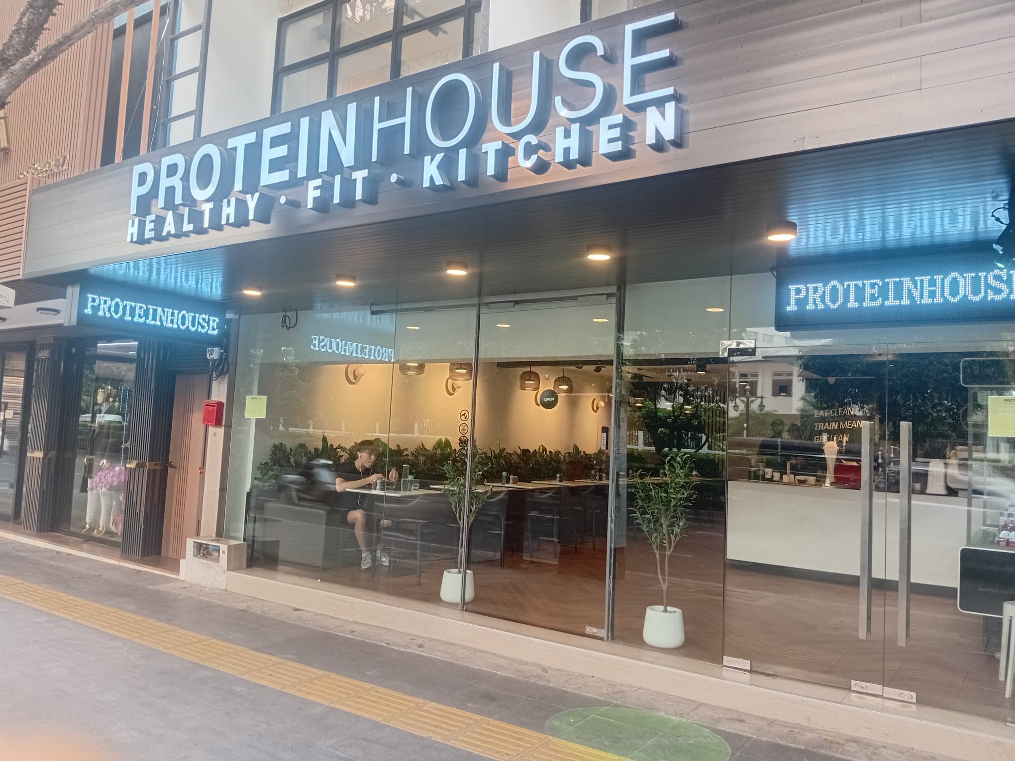 ProteinHouse Bangkok - Image 1
