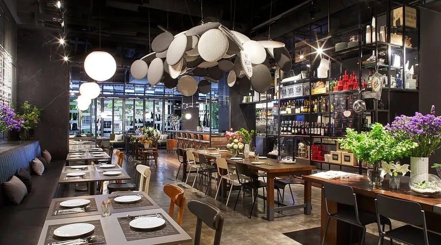 GreyhoundCafe - Image 5