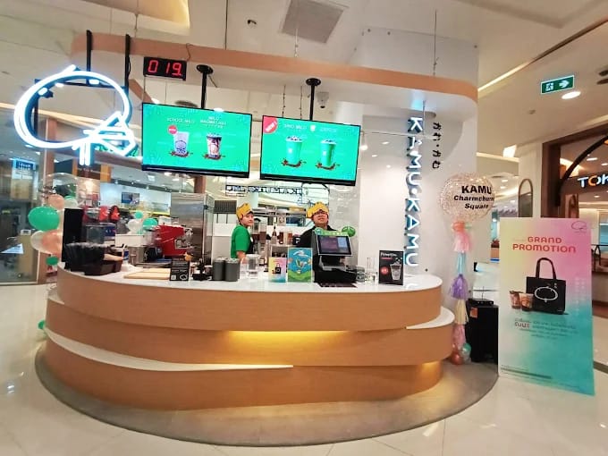 พนักงานประจำร้าน Kamu สาขา เมกาบางนา