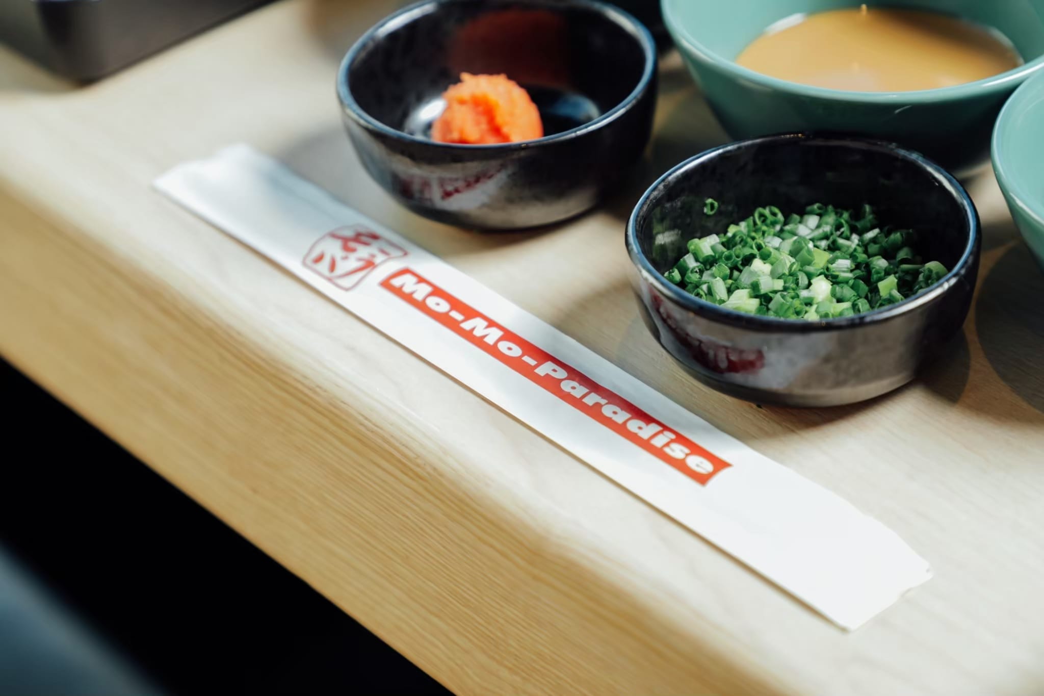 พนักงานครัว ประจำร้าน MO-MO-Paradise